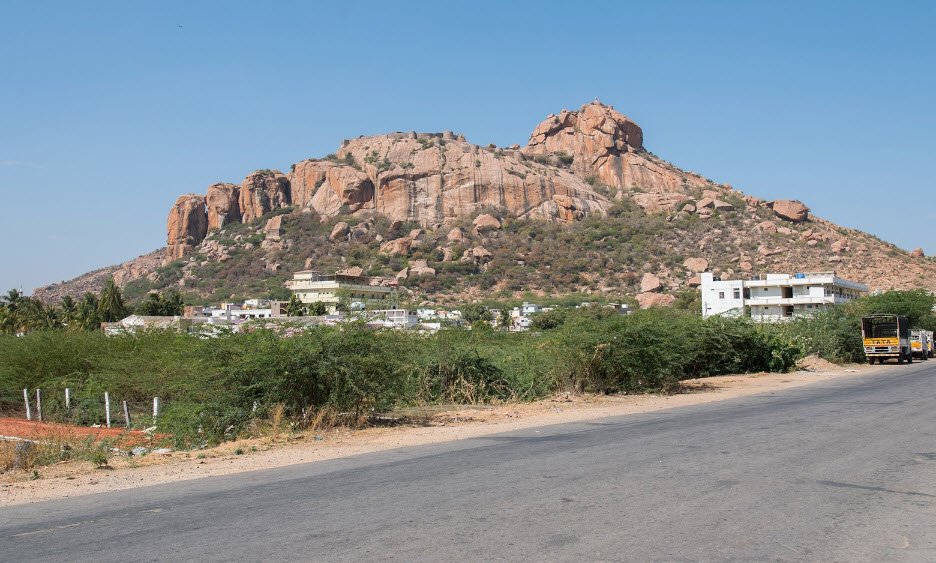 Madakasira Fort, Sri Sathya Sai, Andhra Pradesh - Vushii.com